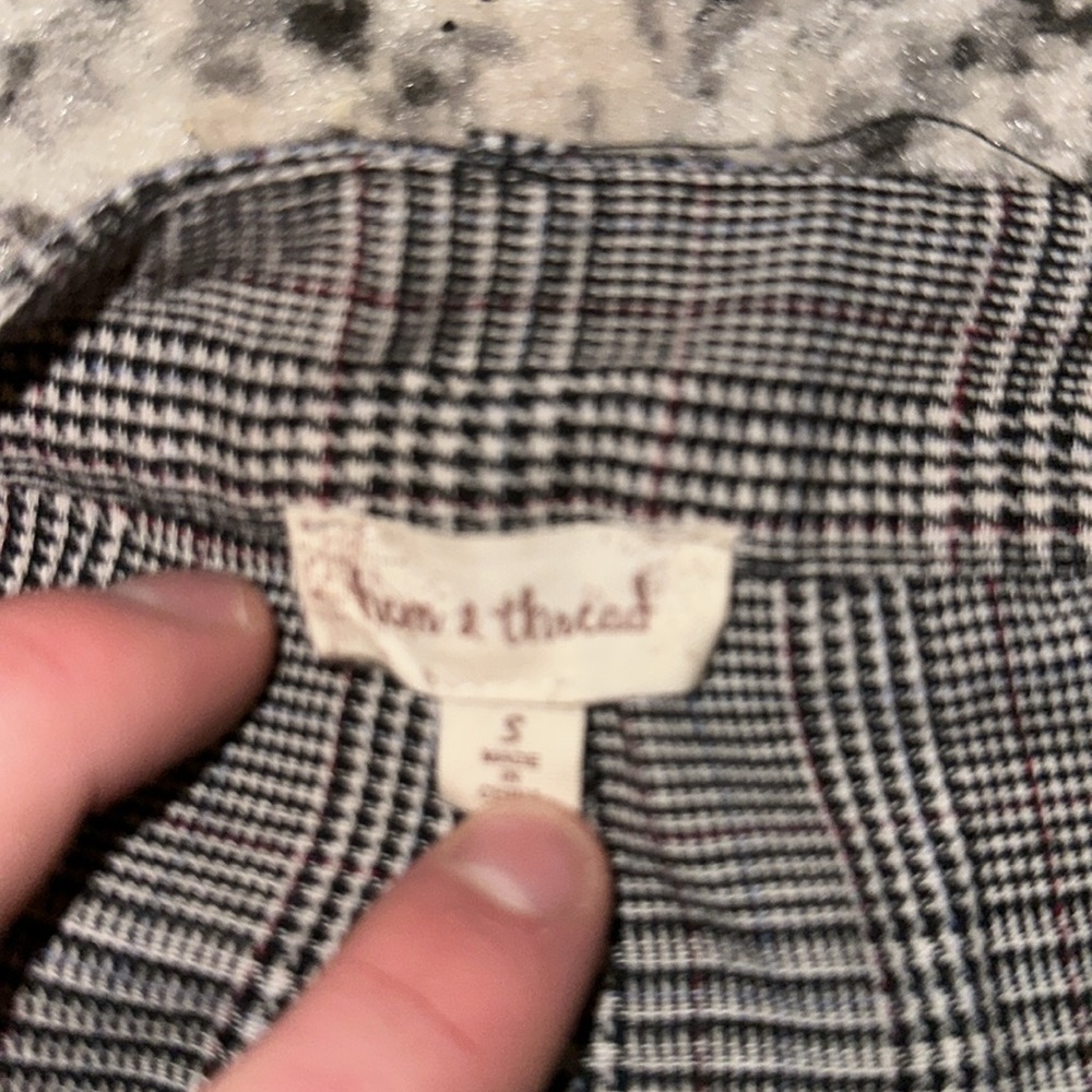 Hem and Thread Pants - Picture 3 of 3